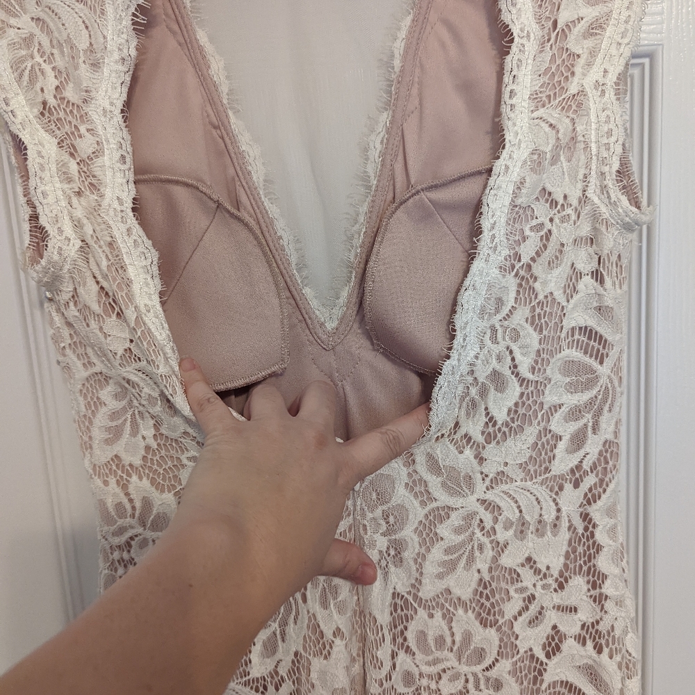 Formal dress - Picture 8 of 13